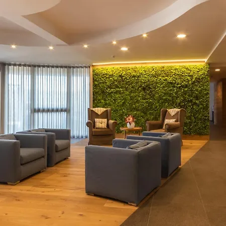 Sport Village & 4* Castel Di Sangro