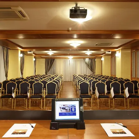 Hotel Sport Village & Castel Di Sangro