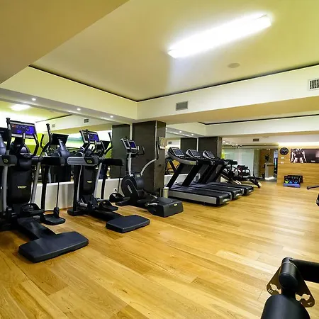 Sport Village & 4* Castel Di Sangro