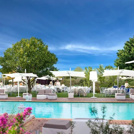 Hotel Sport Village & 4*