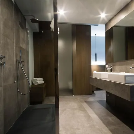 Sport Village & 4* Castel Di Sangro