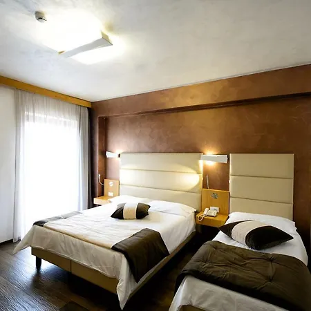 Sport Village & 카스텔디상로