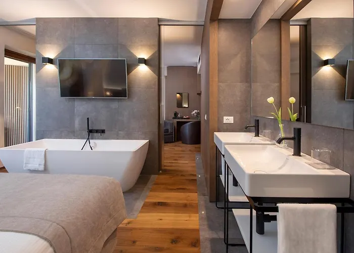 Hotel Sport Village &