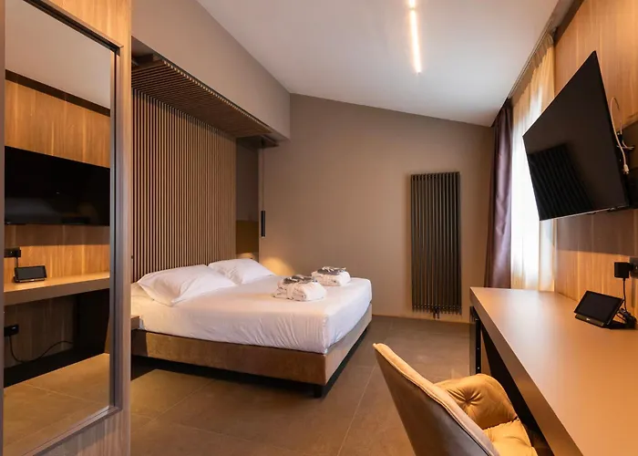 Sport Village & Отель 4*